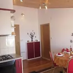 Apartment Sto