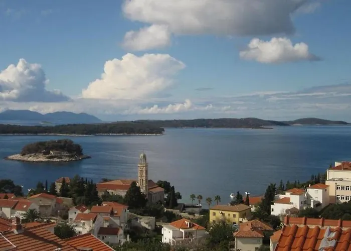 Sto Apartment Hvar Town